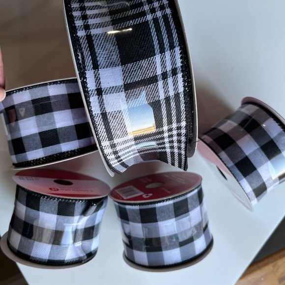 Wired Christmas -‎ Holiday Fabric Ribbon Rolls – 1 Jumbo and 4 Standard (New) - Picture 1 of 10